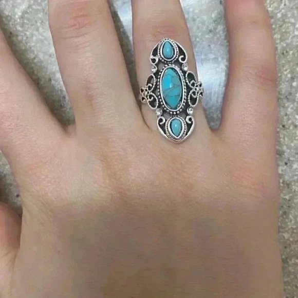 Triple Stone Turquoise Boho Vintage Style Ring - Picture 3 of 4